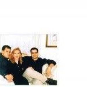 Meet your Posher, Emilia